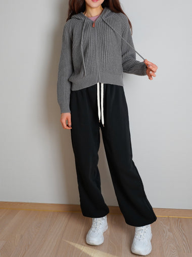 Cozy zip-up knit cardigan